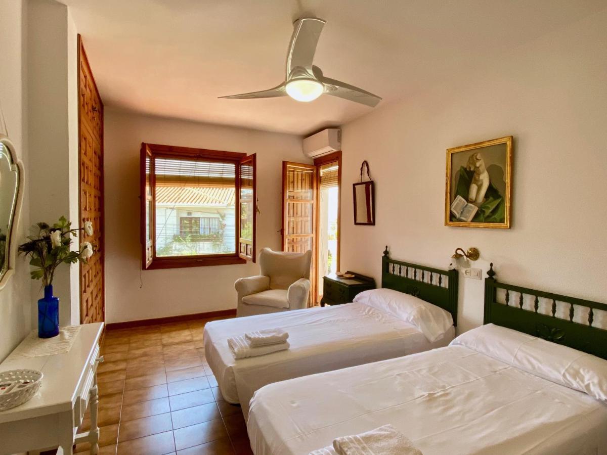 Precioso Chalet En Almunecar Junto Al Mar Con Garage Privado Exterior foto